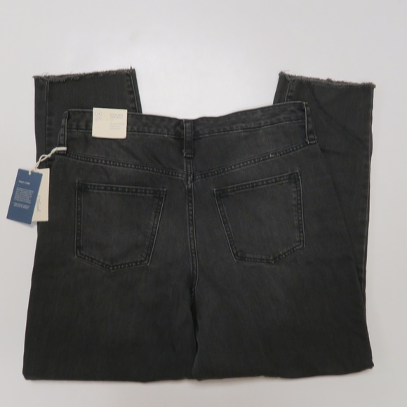 Universal Thread High-Rise Straight Leg Jeans - Picture 6 of 8